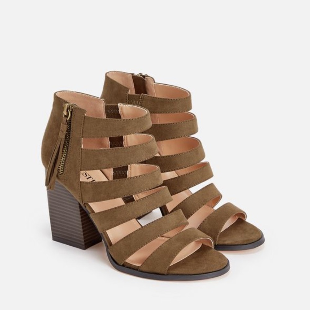 Olive heeled sandals